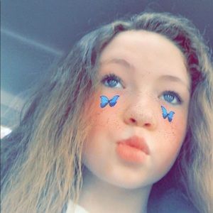 Meet your Posher, Ella